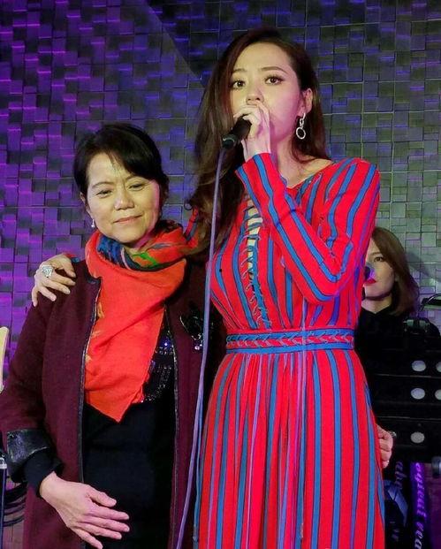 张靓颖妈妈的最新爆料,揭秘女儿感情纠葛背后的真相
